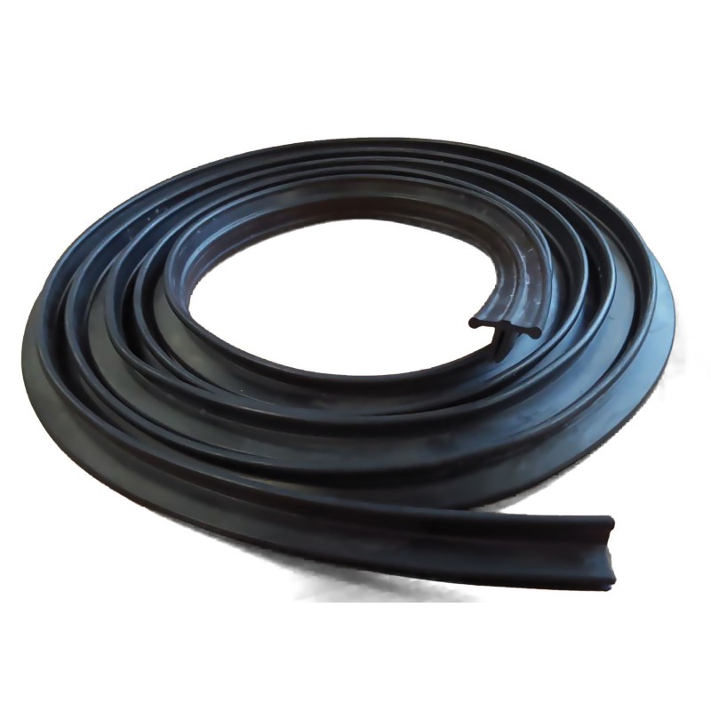 Longeron en «T» hydrodynamique - pack 1.5mt - noir Longeron en «T» hydrodynamique - pack 1.5mt - noir